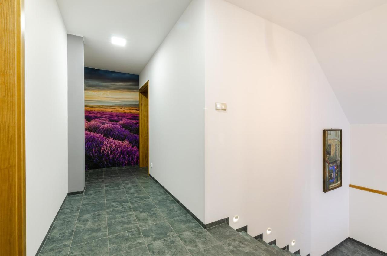 Lawendowy Zakatek Bed & Breakfast สเตกนา ภายนอก รูปภาพ